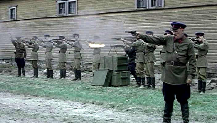 Надо прикрепить  бойцов ФСБ к женским консультациям,чтобы каждый вооруженный чекист знал, что он стреляет именно в беременную женщину, а не в симулянтку.