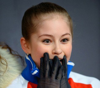 В РФ все восторгаются маленькой крещёной жидовкой,не имеющей никакого отношения к русским.”Юля не еврейка, это просто танец такой”..Путин и евреечка на коньках.