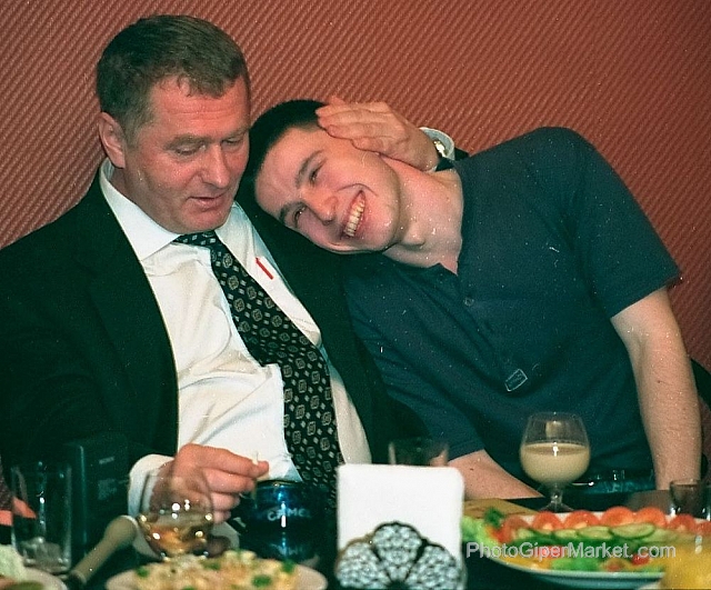 “Поздравляем Владимира Вольфовича с Днем Рождения!”- Это не центральные СМИ, это “Сводки от ополчения Новороссии”.Просто диву даёшься.