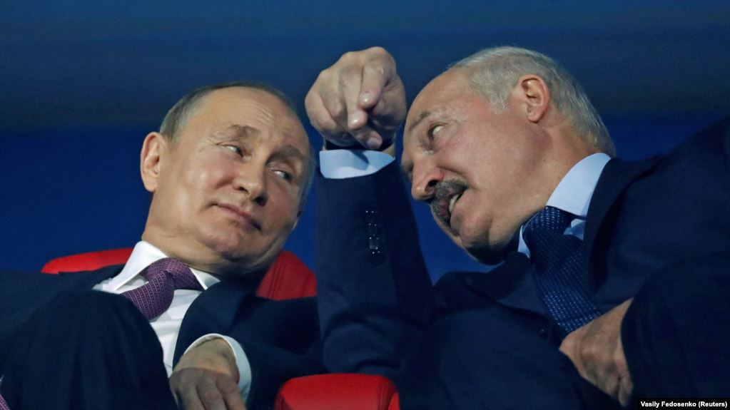 Лукашенко сегодня, это Путин завтра.То, что происходит в Беларусии и то, что происходит с Лукашенко – для Путина будет кошмарным сном, до тех пор пока он не станет лёгким.