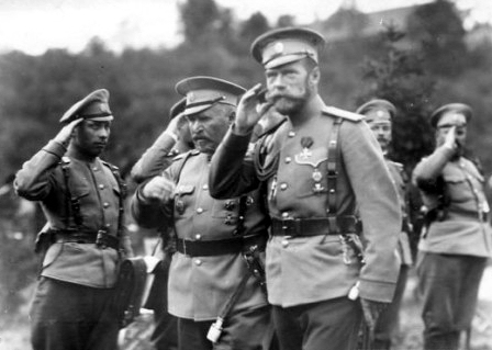 «”Акт отречения Николая II от престола”, опубликованный на сайте Госархива – это продолжение вранья, которое было начато (жiдо)чекистами. Подделку документа сделало Временное правительство, в советское время этот миф расцвел и сейчас продолжает жить».