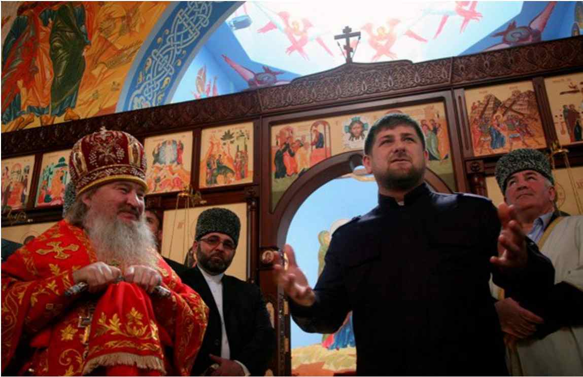 Вынужденно живя в этой долбаной стране эРэФии, мы уже ничему не удивляемся.Наверху мудак на мудаке и мудаком погоняет.