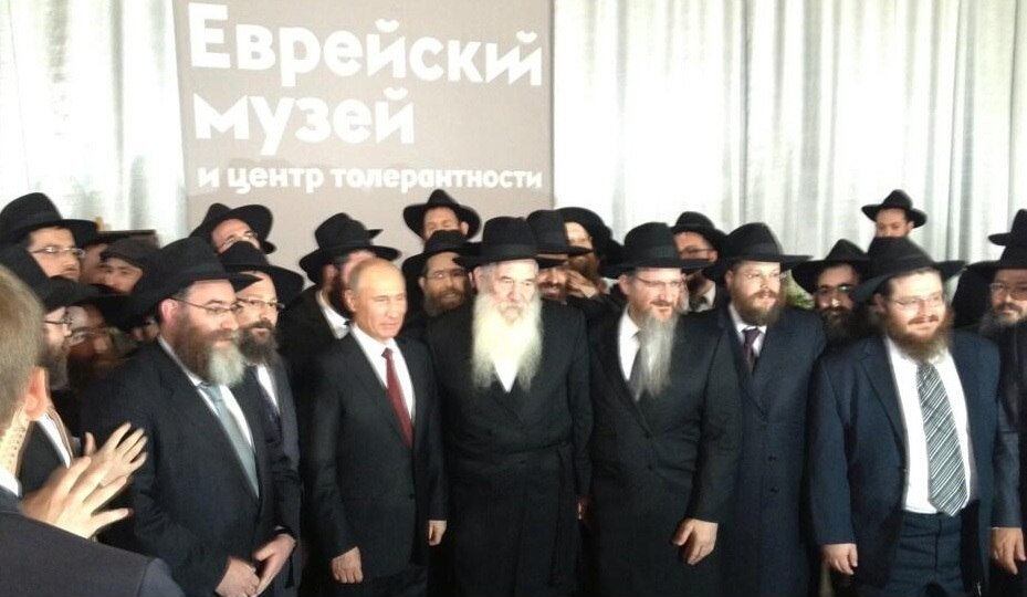 С этим социализмом что-то не так; что у Гитлера, что у Сталина, что у современных норвегов и гейрманцев. Не зря Ф.М.Достоевский его ненавидел: все социалисты-управленцы переделывают людей (“человек – образ и подобие Божие”) в каких-то манкуртов-биороботов или просто в секс-скотов.Ну, не получается социализм с человеческим лицом.