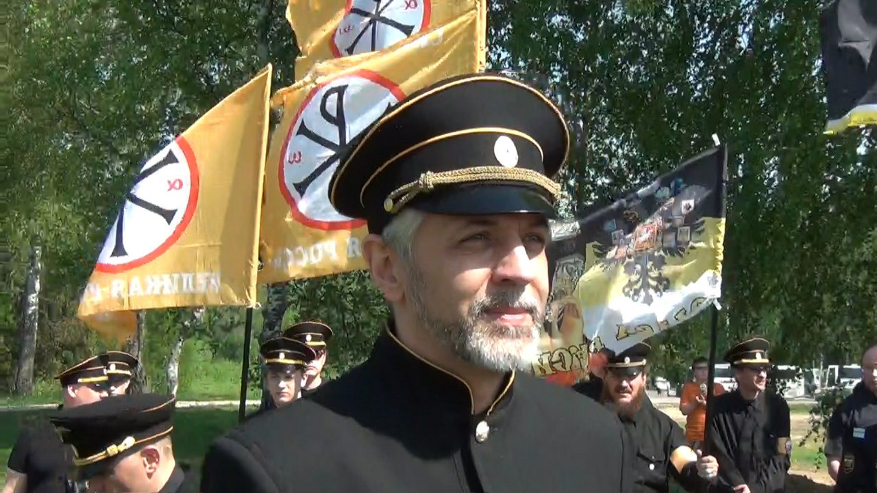 Русские националисты протягивают руку помощи русским и русскому национально – освободительному движению на Украине.