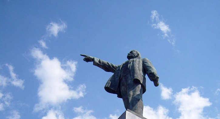 К дню рождения фюрера мирпролета.Планы Ленина – планы Гапона..Кто заплатил Ленину.(Видео)