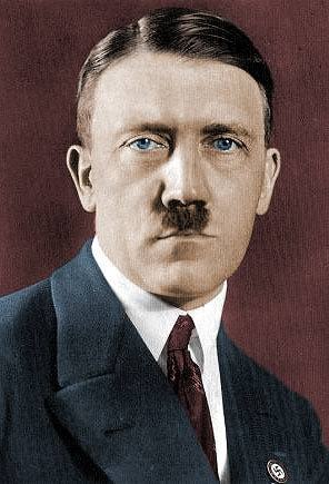 В РФ в самом разгаре борьба с фофызмом- гитлеризмом- национализмом. Да, путинские чекисты- олигархи- упыри великолепно промыли мозги эрэфийцам.