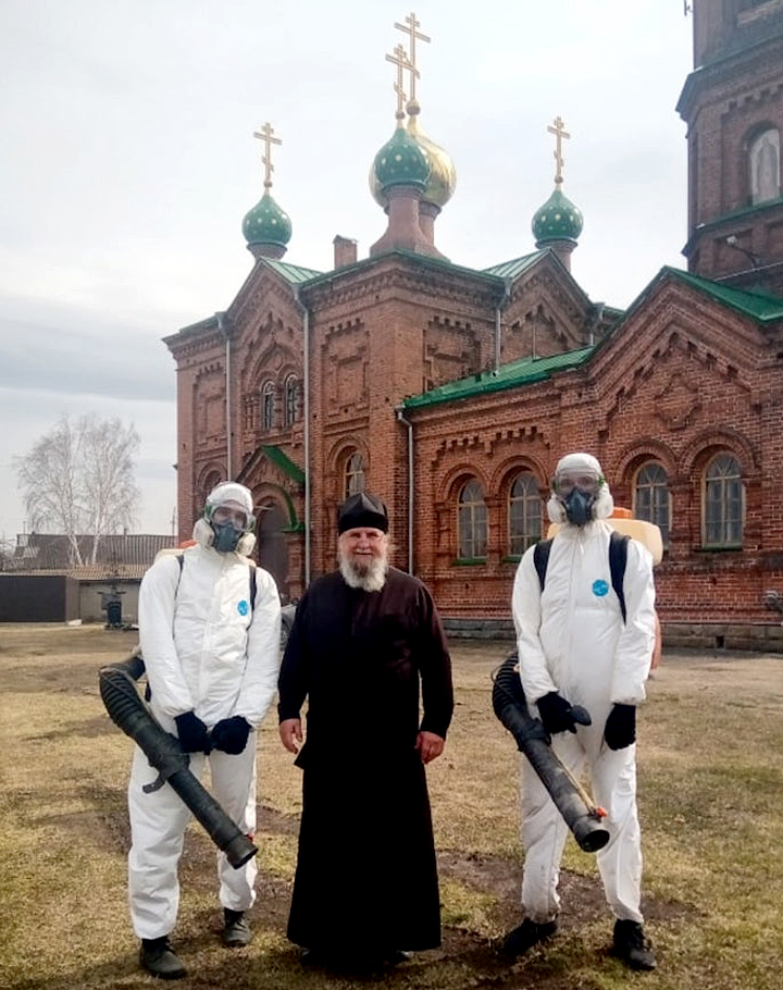 Кремлёвская Синагога и подчинённая ей РПЦ превратили наше 1000-летнее Православие в какую-то клоунаду** Криптохабадник Владимир “Чорна Дырочка” поздравил честной народ с Пасхой** РИД почему-то не принял участия в праздничном Крестном ходе. Хотя им сам Бог велел.(Видео)