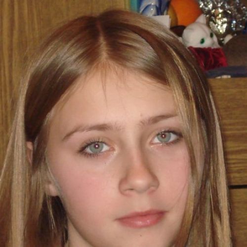 “Народ-победитель”, вспомни хотя бы сегодня Аню Бешнову и зажги свечи в память о ней.. “Мне стыдно что я живу с вами в одном городе. В одной стране. Вы не Русские. Вы трусы”.. И нам тоже стыдно жить с нерусью.