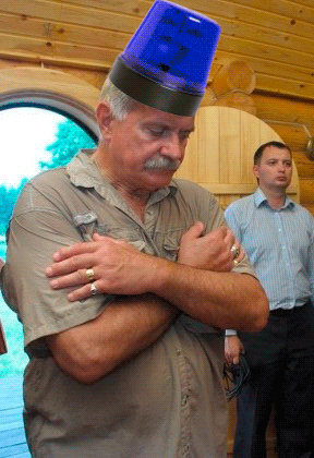 Сырьё для нацистских абажуров и придворный холуй Мигалков учат нас как Родину любить.(Видео)