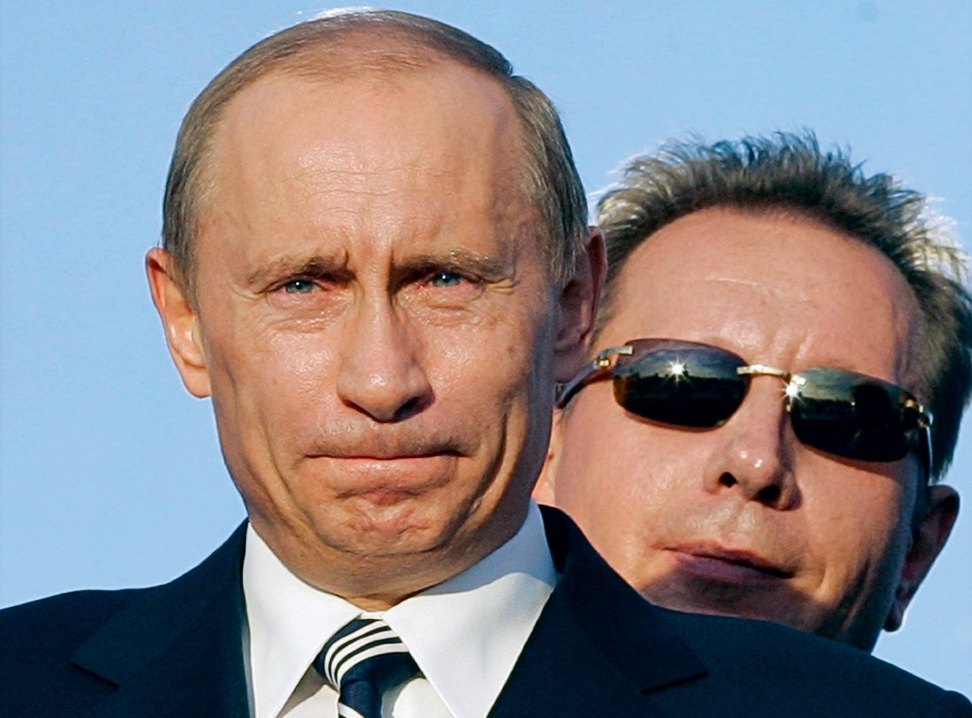 Какой кардинал, такие и гвардейцы.