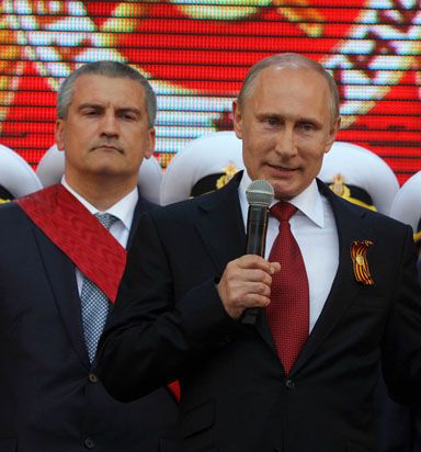 Кремляди, кроме вооружения на 1 млрд., подарили Киеву ещё 234 миллиона долларов.А ведь всё это собственность Тавриды.